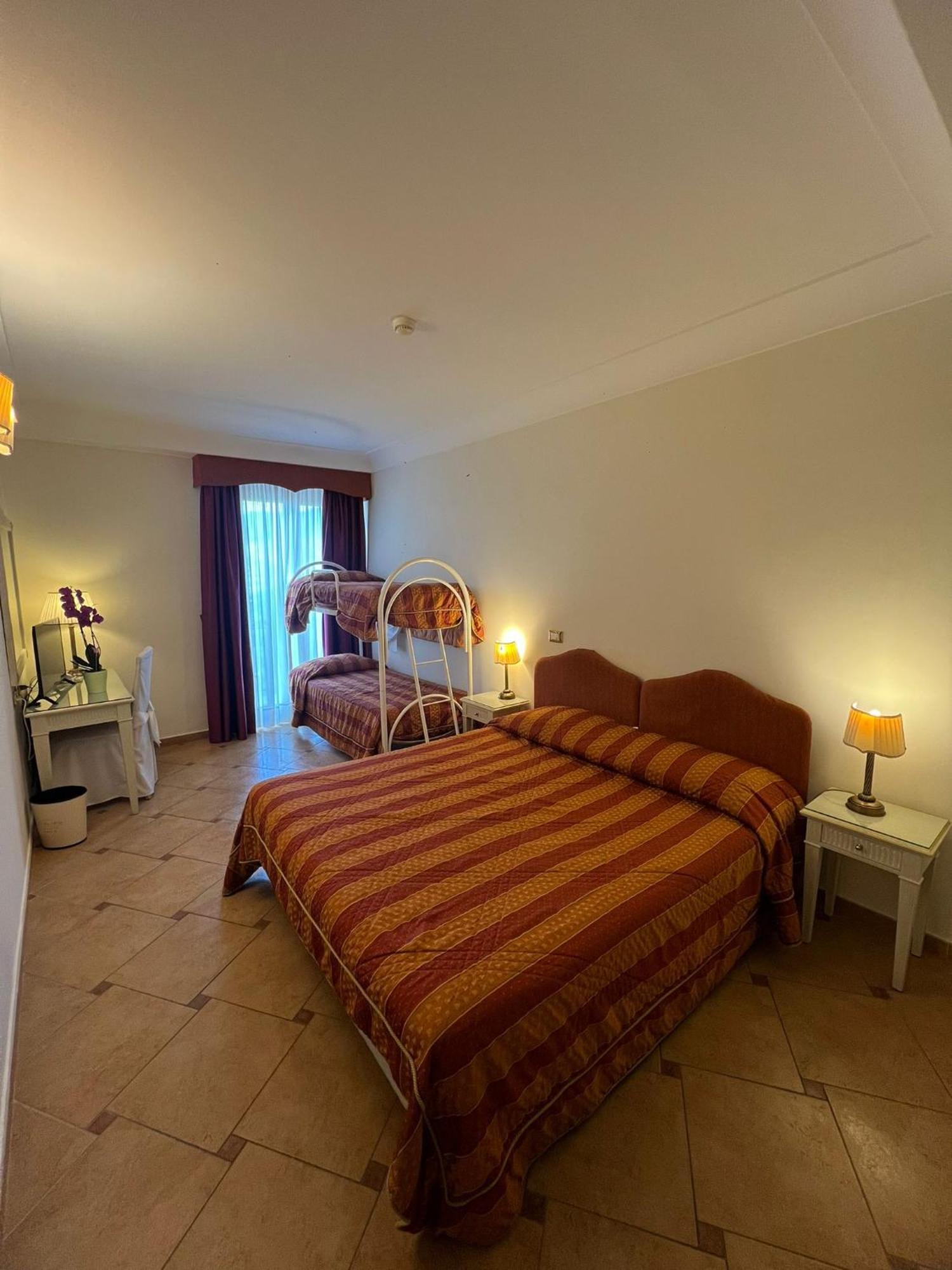 Hotel La Vue D'Or سورينتو المظهر الخارجي الصورة